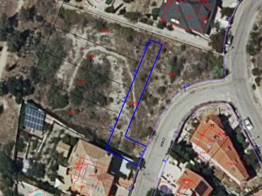 Terreny residencial en venda a MIRO