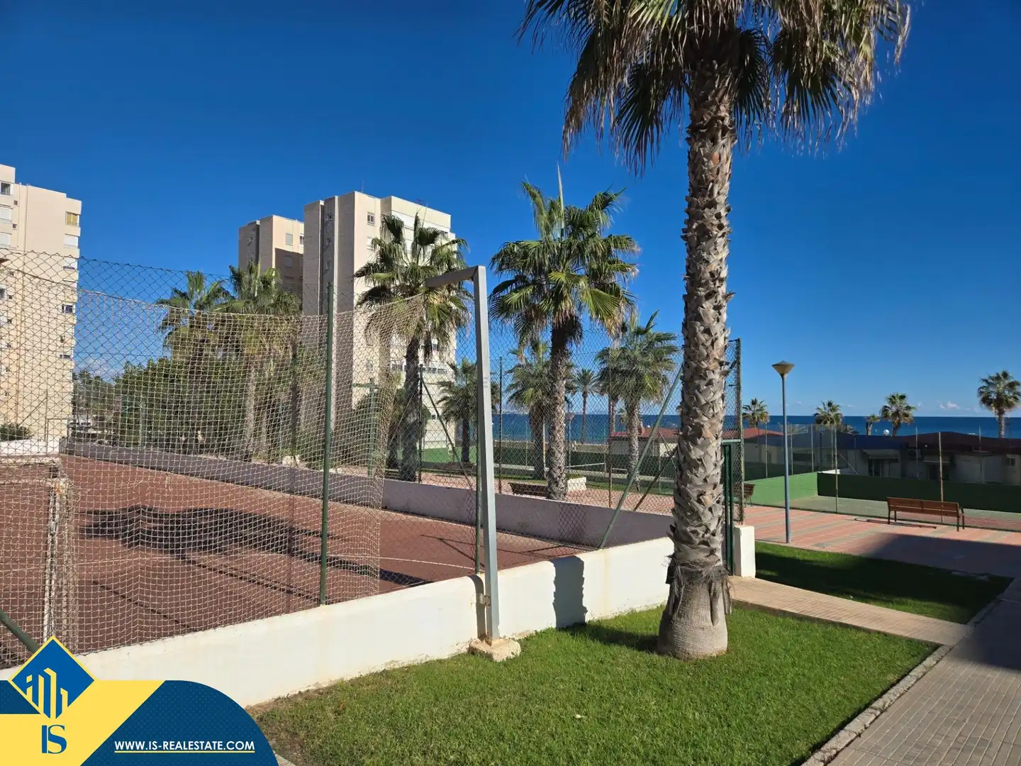 Exterior view of Flat for sale in Alicante / Alacant  with Terrace and Furnished