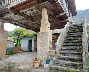 Casa o xalet en venda en Pravia amb Calefacció, Terrassa i Traster