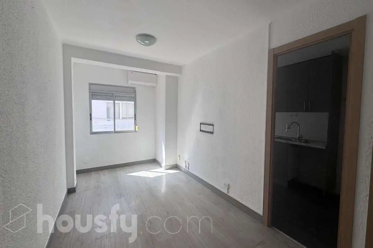 Wohnung zur Miete in Calle de Lugo, Barrio Torrero