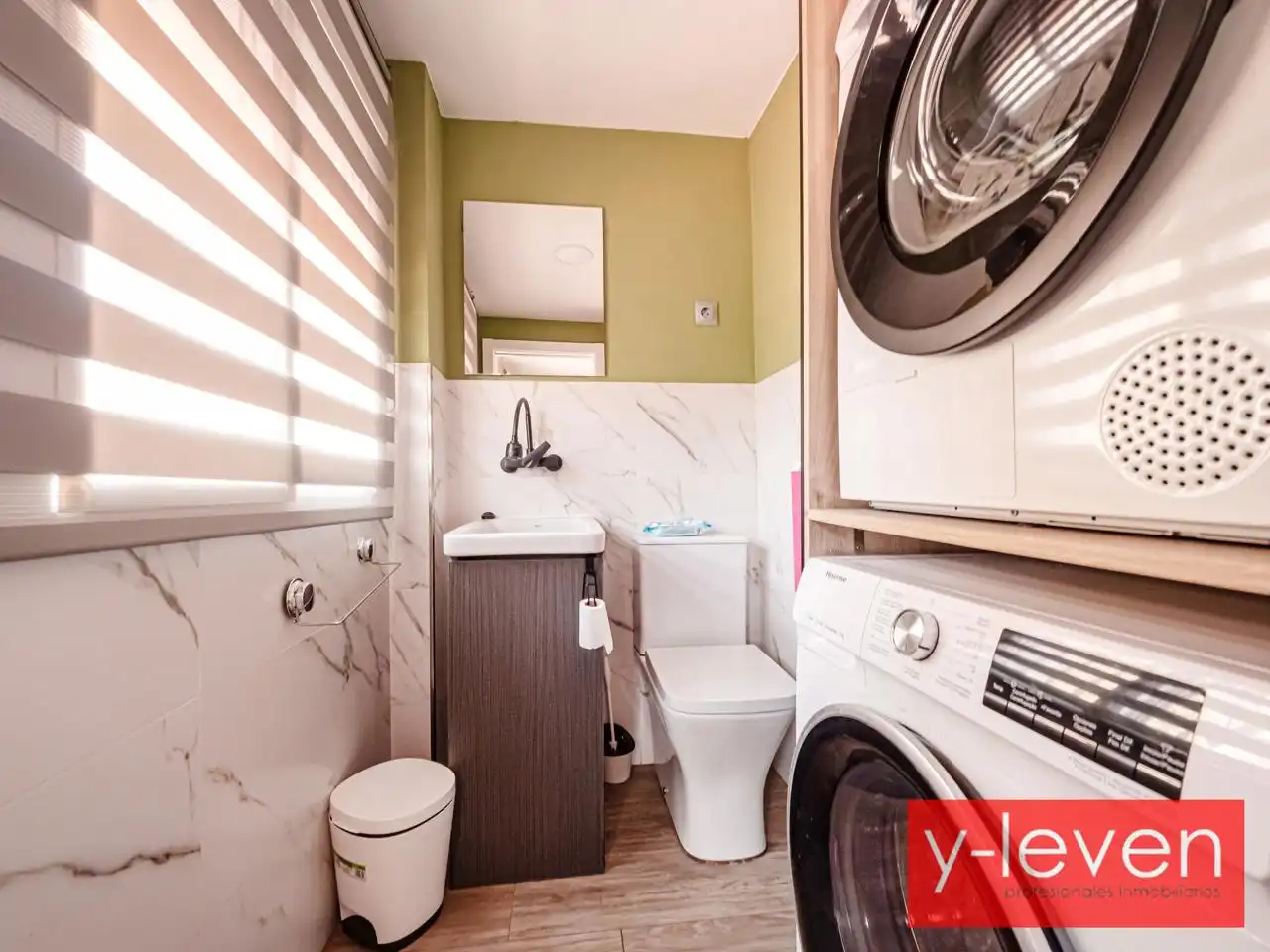 Bathroom of Flat for sale in Málaga  with Air Conditioner