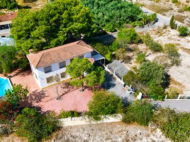 Villa mit Pool zum Verkauf in Partidas de Alicante