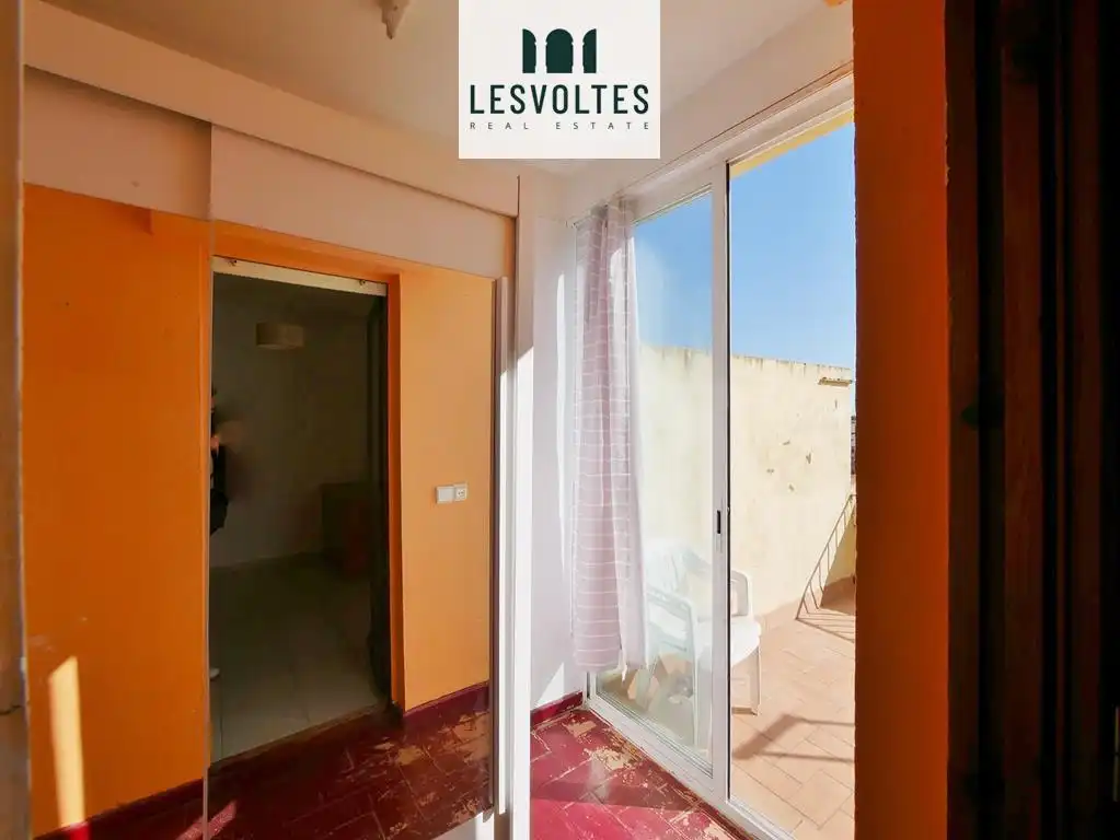 Bedroom of Flat for sale in Verges  with Air Conditioner, Heating and Terrace
