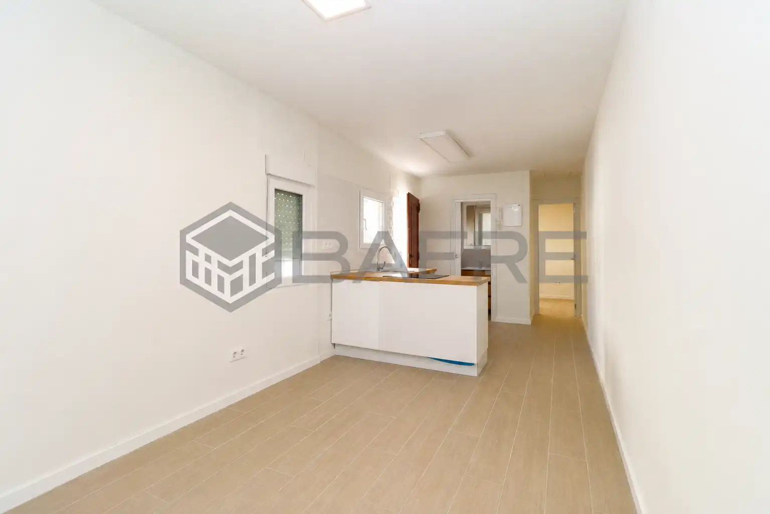 Vista exterior de Piso en venta en  Madrid Capital con Aire acondicionado