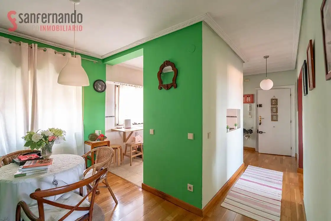 Comedor de Piso en venta en Santander con Calefacción y Parquet