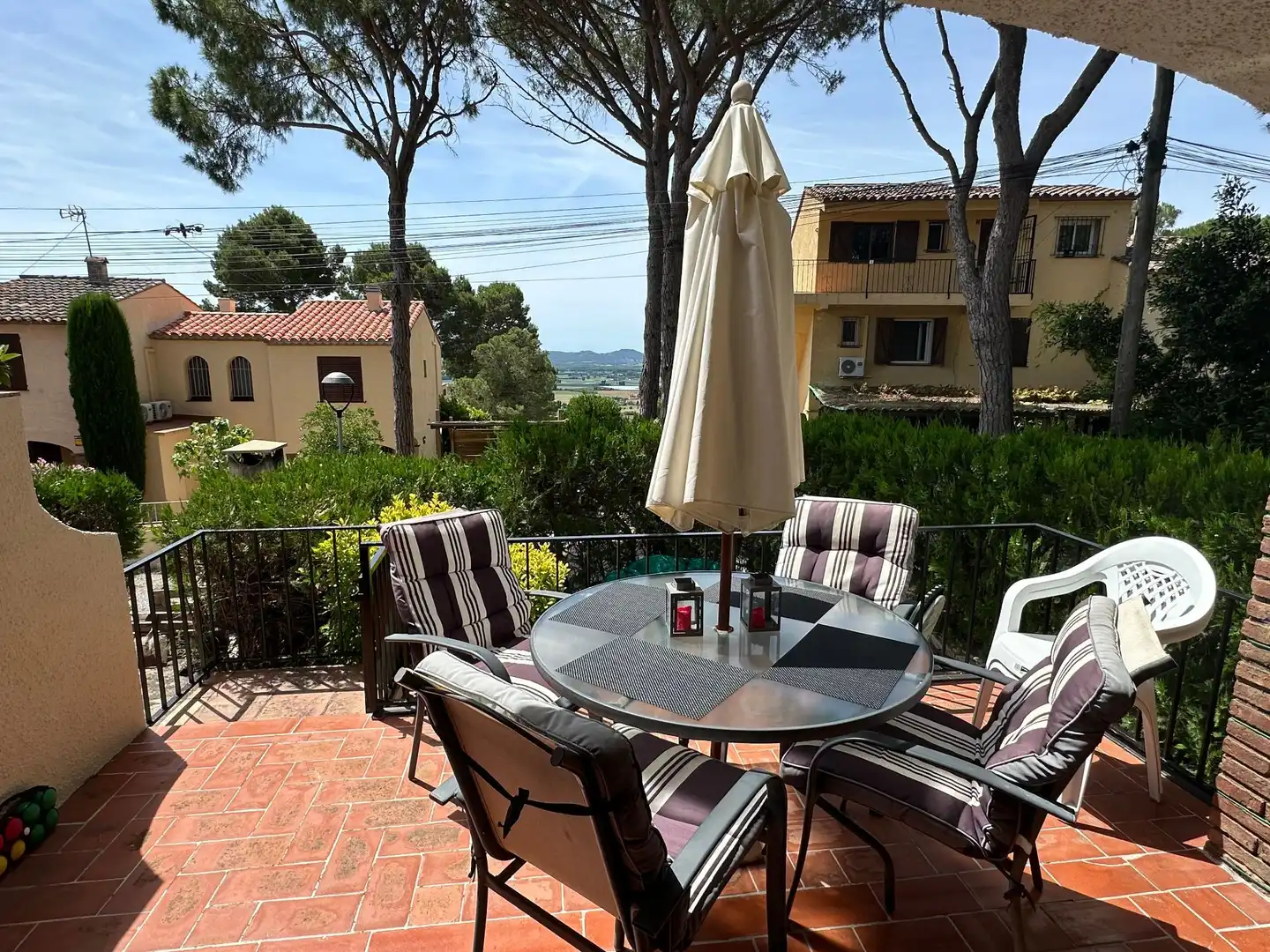 Terraza de Casa adosada en venta en L'Estartit con Jardín privado y Amueblado