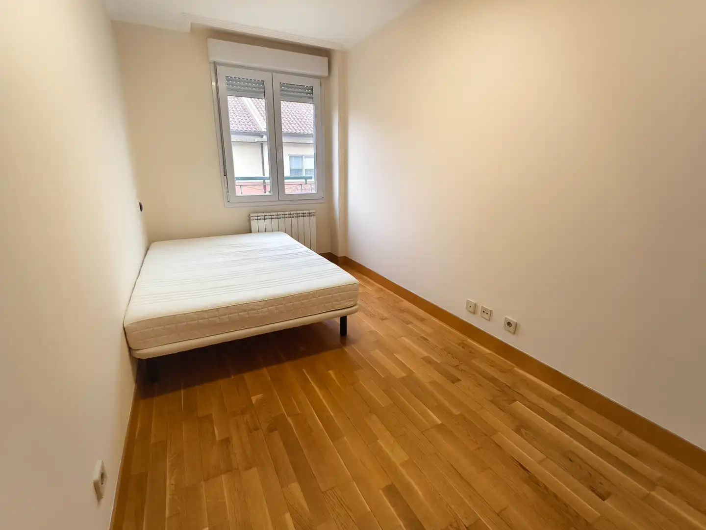 Habitación de Casa o chalet en venta en Valladolid con Calefacción, Jardín privado y Horno