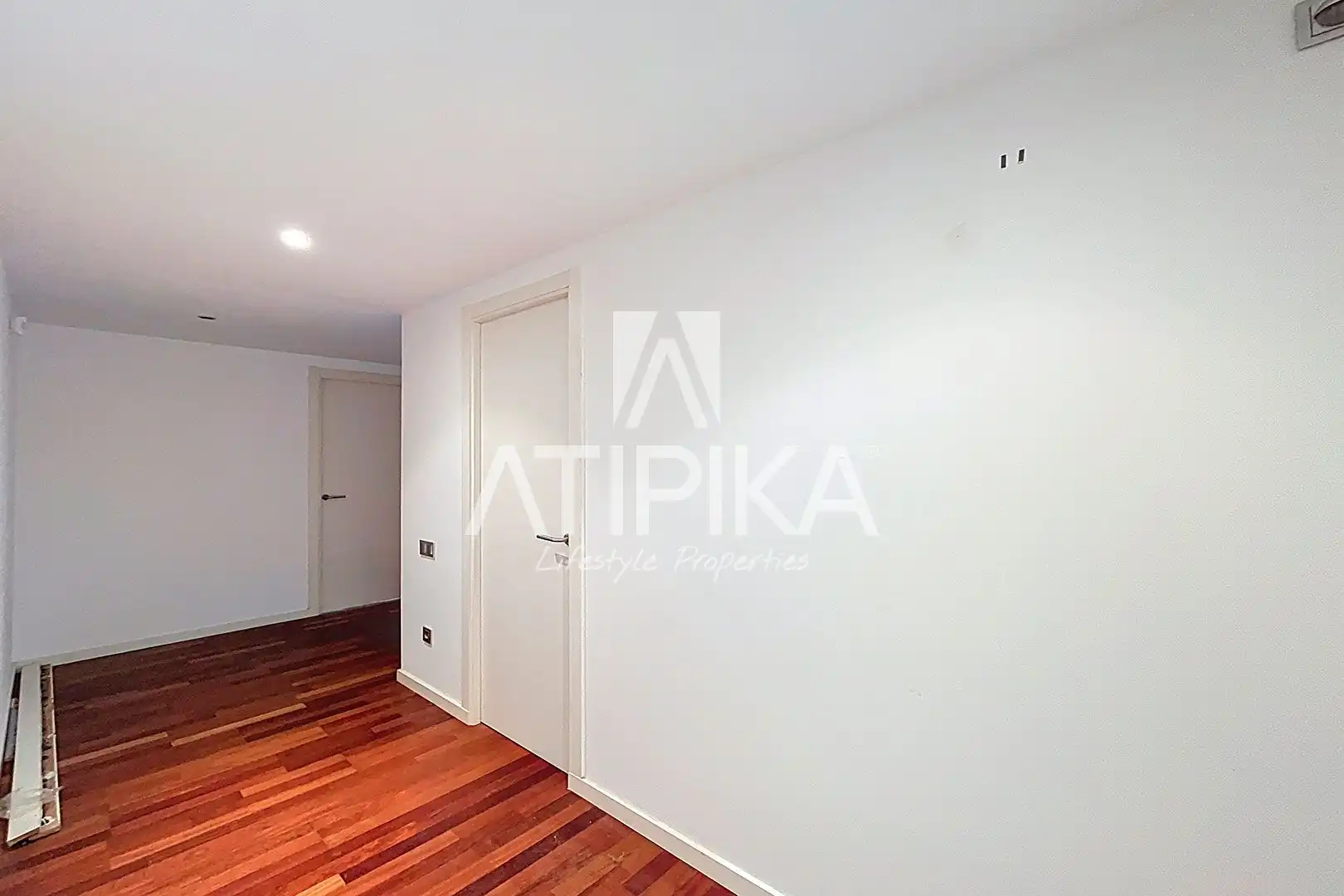 Piso en venta en Barcelona con Aire acondicionado, Parquet y Trastero