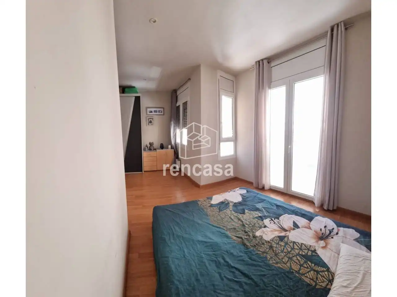 Piso con terraza en venta en Avenida Prat de la Riba, imagen 4