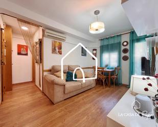 Living room of Flat for sale in Sant Boi de Llobregat  with Air Conditioner and Balcony