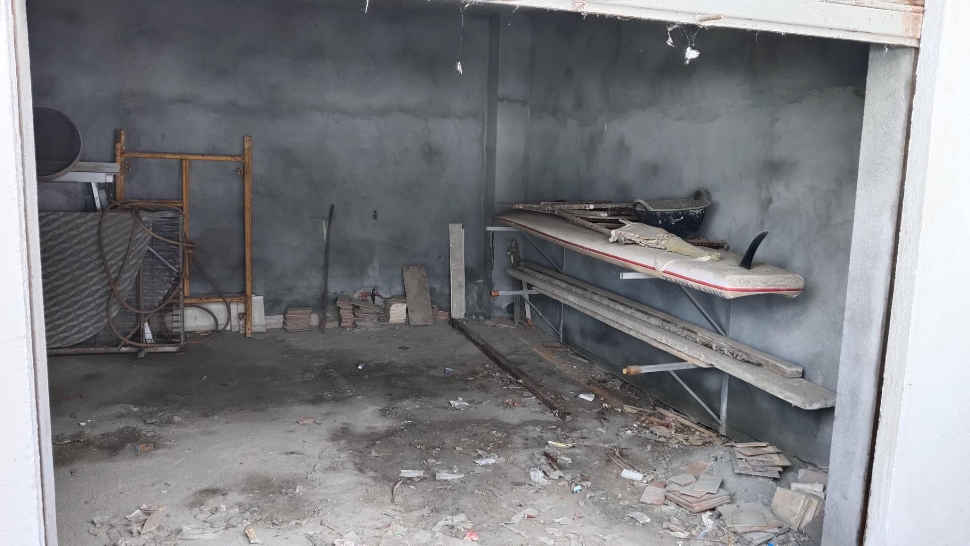 Premises for sale in Calle rin, La Herradura centro