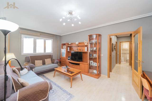 Piso en Venta en Calle Logroño en Centro