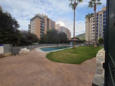 Pis amb piscina en venda a Calle Xaloc 9