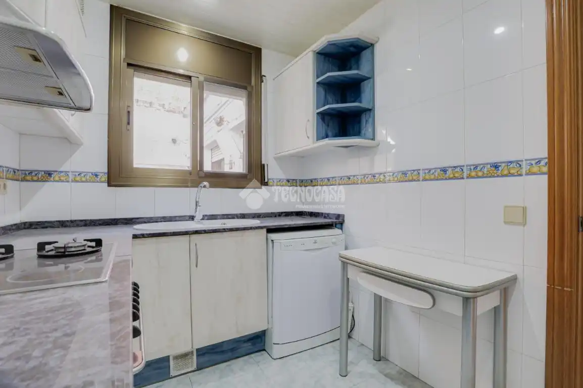 Cocina de Casa adosada en venta en Montcada i Reixac con Calefacción y Balcón