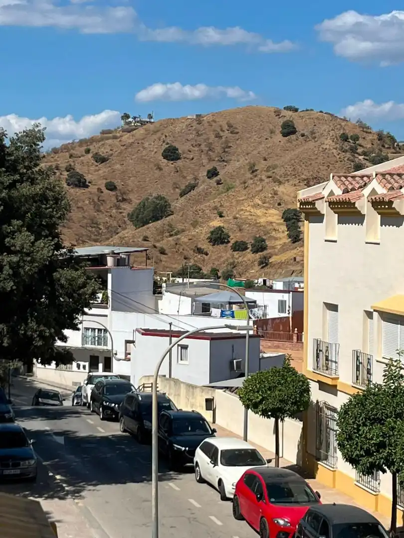 Vista exterior de Casa o chalet en venta en Coín con Aire acondicionado, Calefacción y Terraza