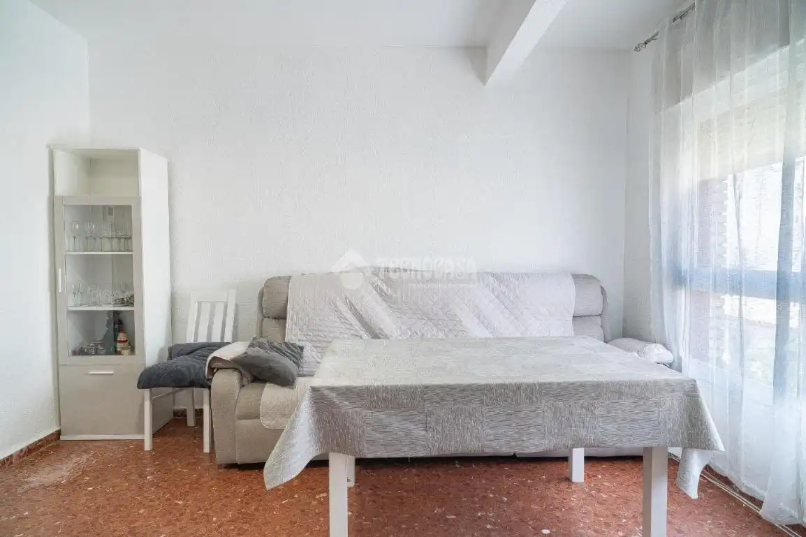 Sala d'estar de Pis en venda en Úbeda amb Aire condicionat, Calefacció i Balcó