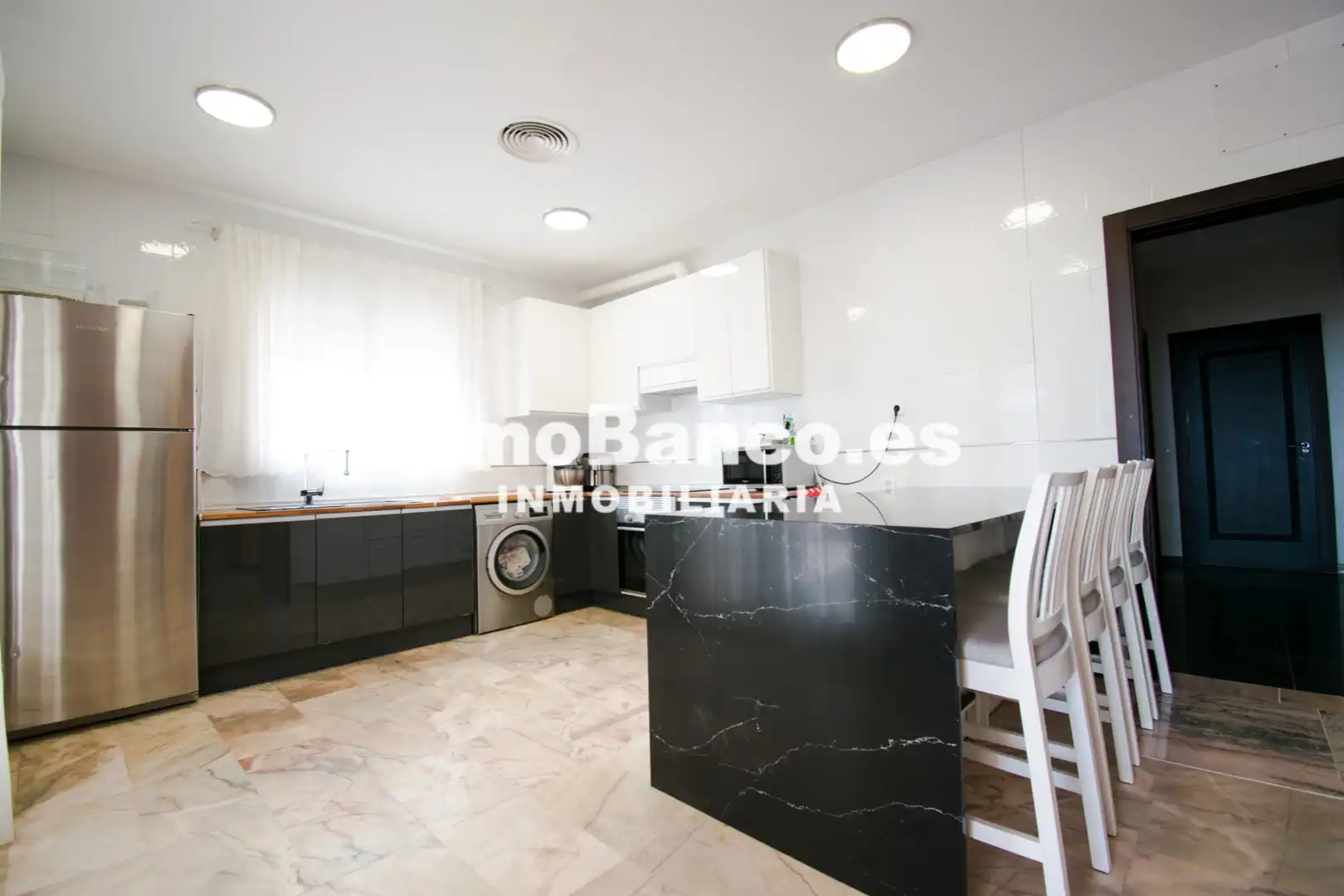 Cocina de Casa o chalet en venta en Chiva con Jardín privado, Parquet y Terraza