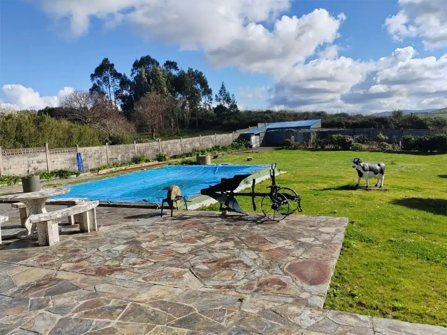 Piscina de Casa o xalet en venda en A Coruña Capital  amb Piscina