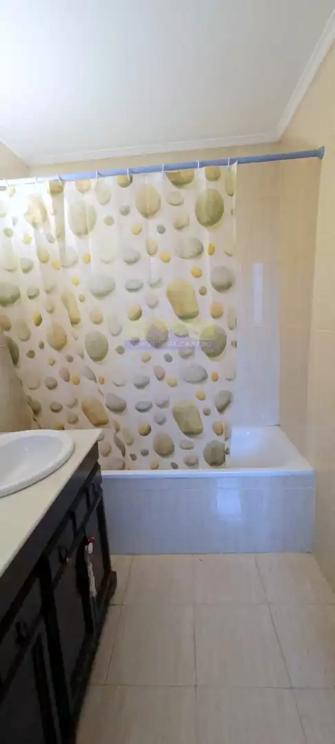 Baño de Casa adosada de alquiler en Castro-Urdiales