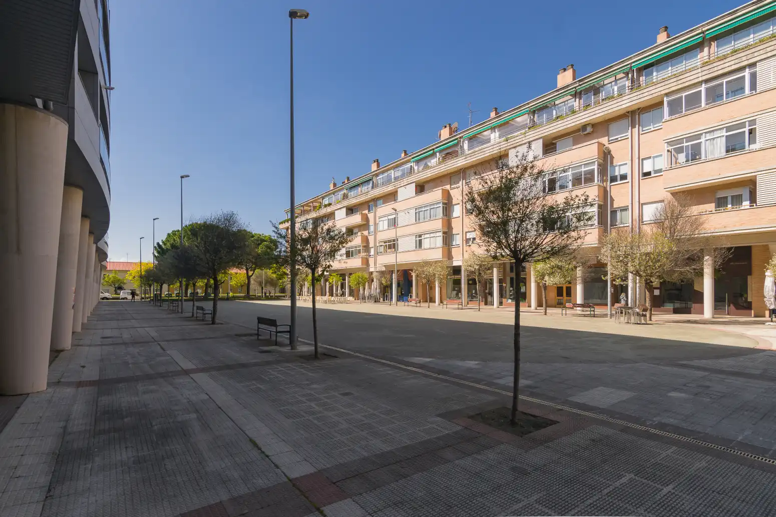 Geschaftsraum zum Verkauf in Pamplona-Iruña - Paseo Federico Soto, 6, Chantrea