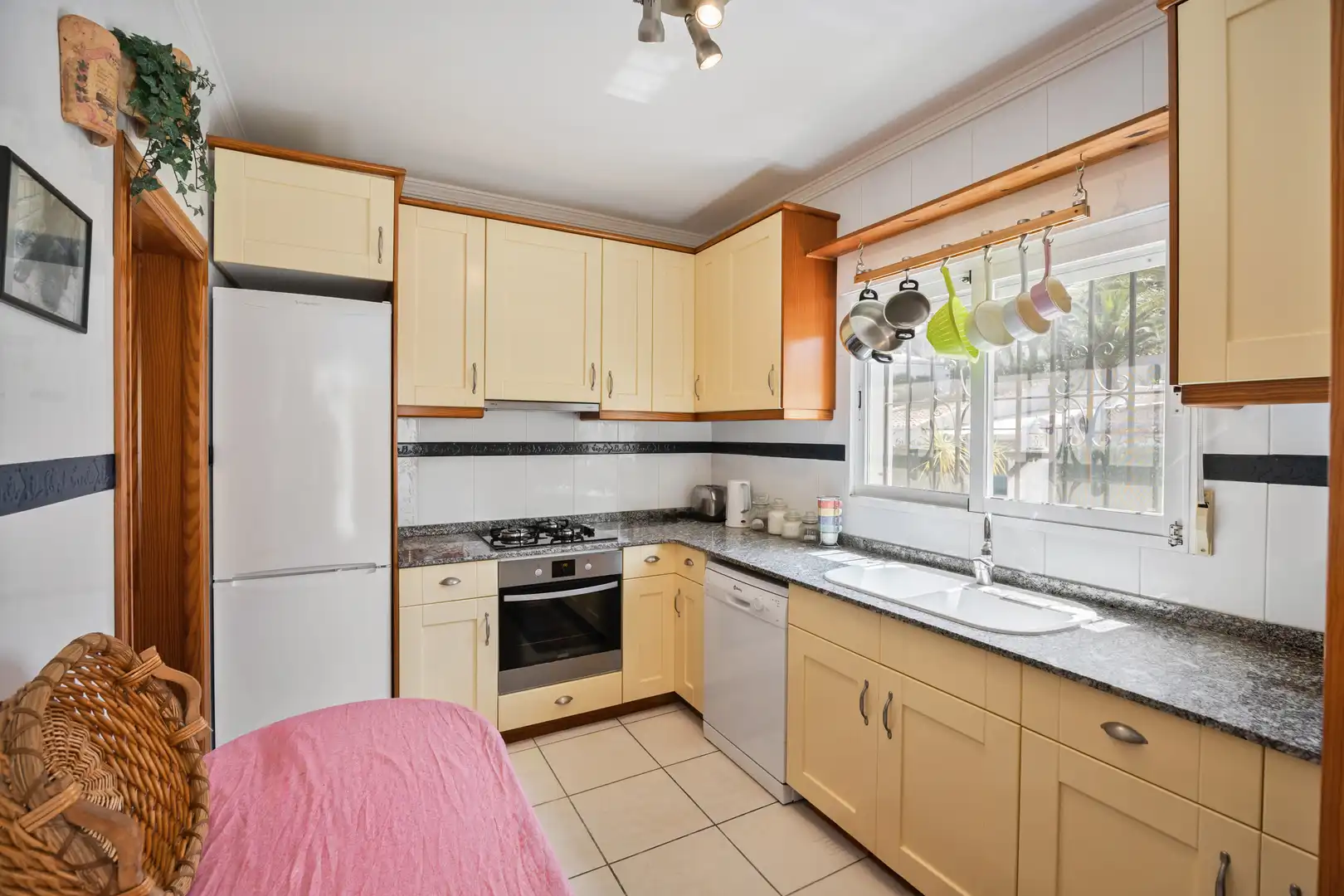 Kitchen of Houses for sale in Jávea / Xàbia