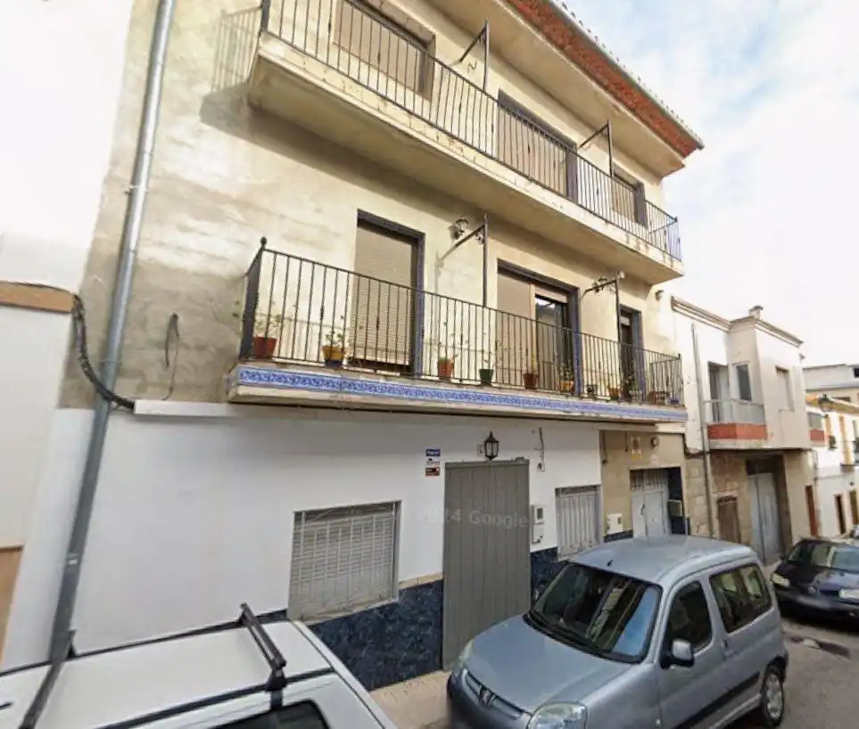 Vista exterior de Local en venta en Llutxent