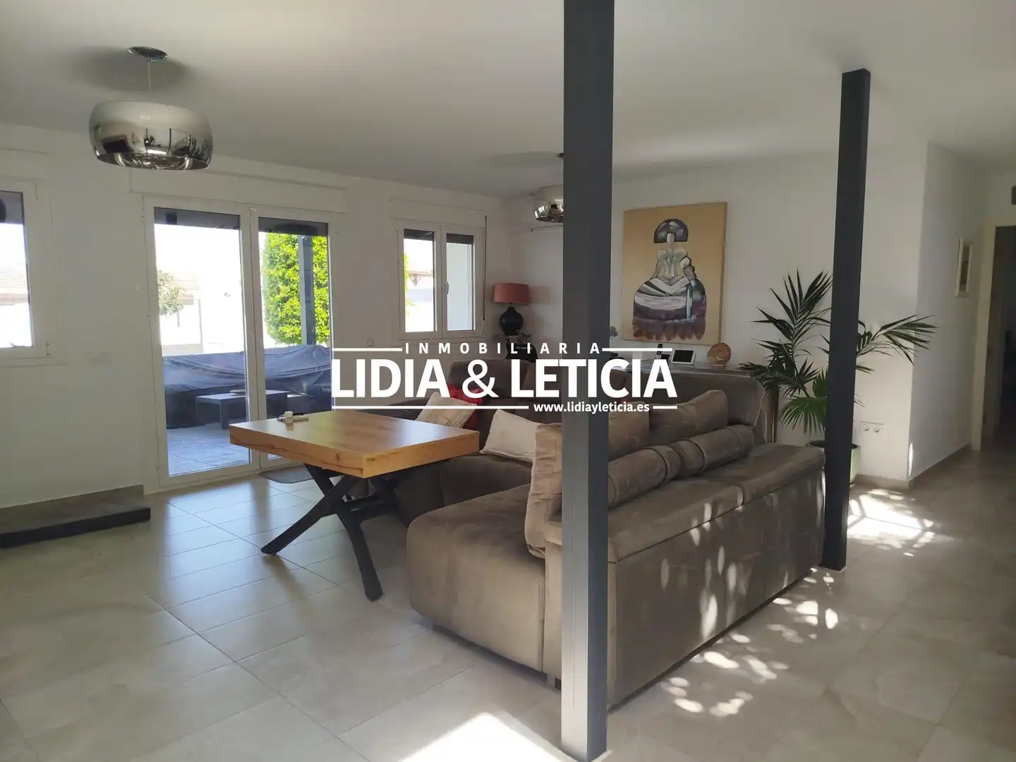 Vista exterior de Casa o xalet en venda en Alcalá de Guadaira