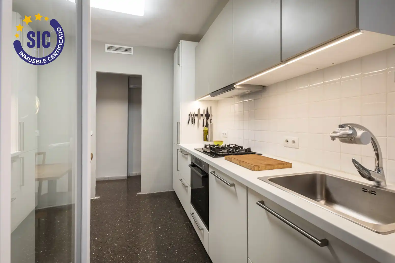 Kitchen of Flat for sale in Valencia  with Air Conditioner and Terrace