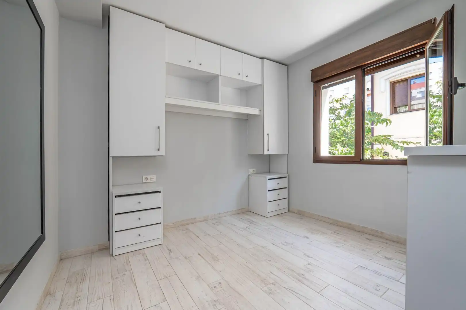 Schlafzimmer von Wohnung zur Miete in Granada mit Klimaanlage, Heizung und Möbliert