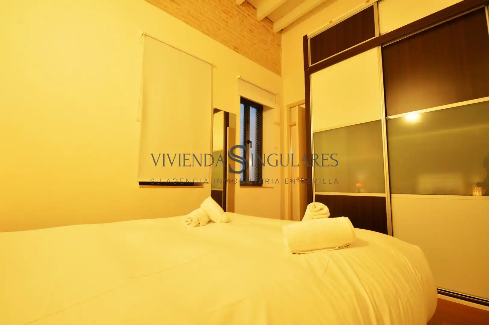 Dormitori de Apartament en venda en Sevilla amb Aire condicionat i Moblat