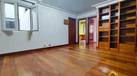 Foto 2 de Pis en venda a Iparragirre Etorbidea, Capitán Mendizabal - La Sardinera, Santurtzi