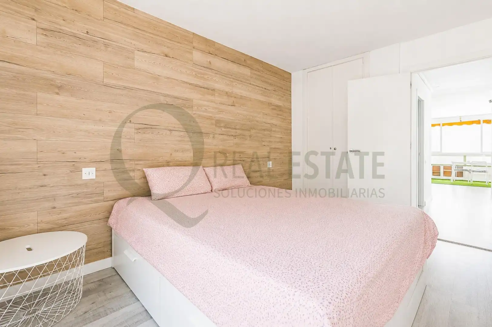 Dormitori de Pis en venda en Alicante / Alacant amb Aire condicionat, Parquet i Balcó