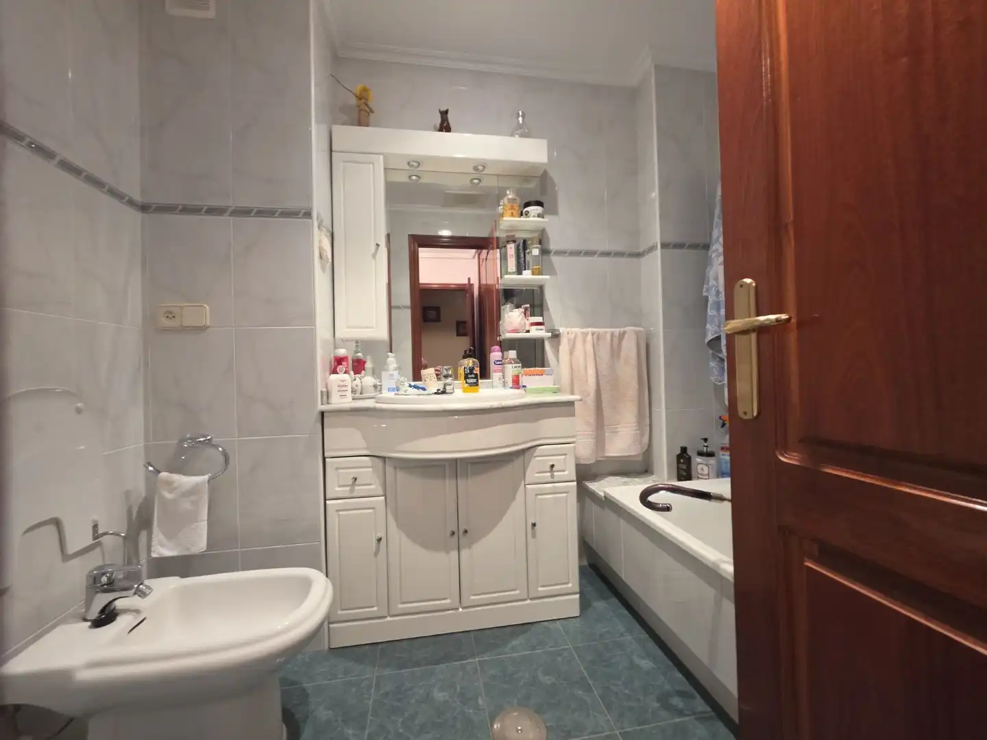Baño de Piso en venta en A Coruña Capital  con Calefacción y Trastero