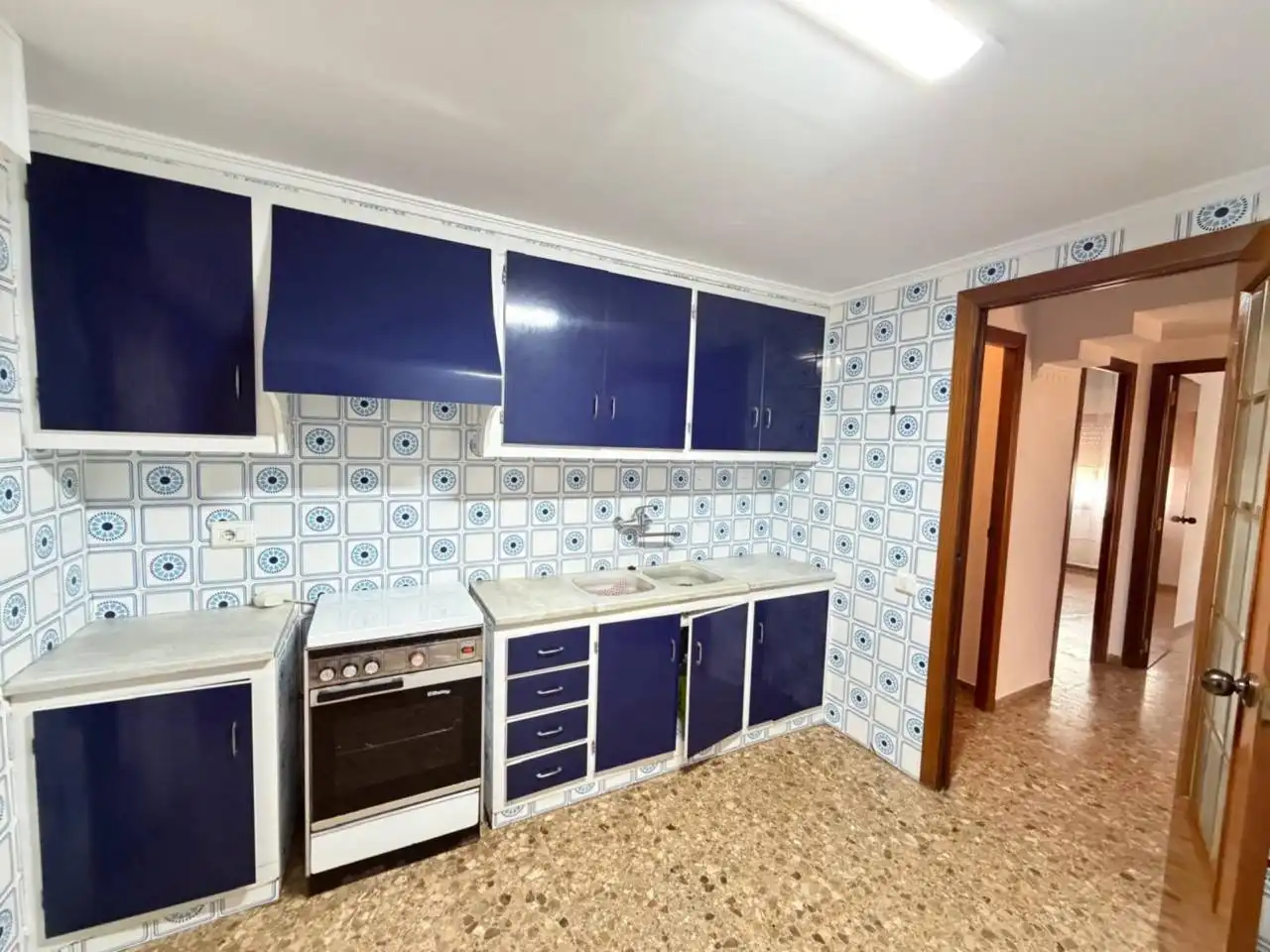 Flat with terrace for sale in Calle Hermano Martí, imagen 4