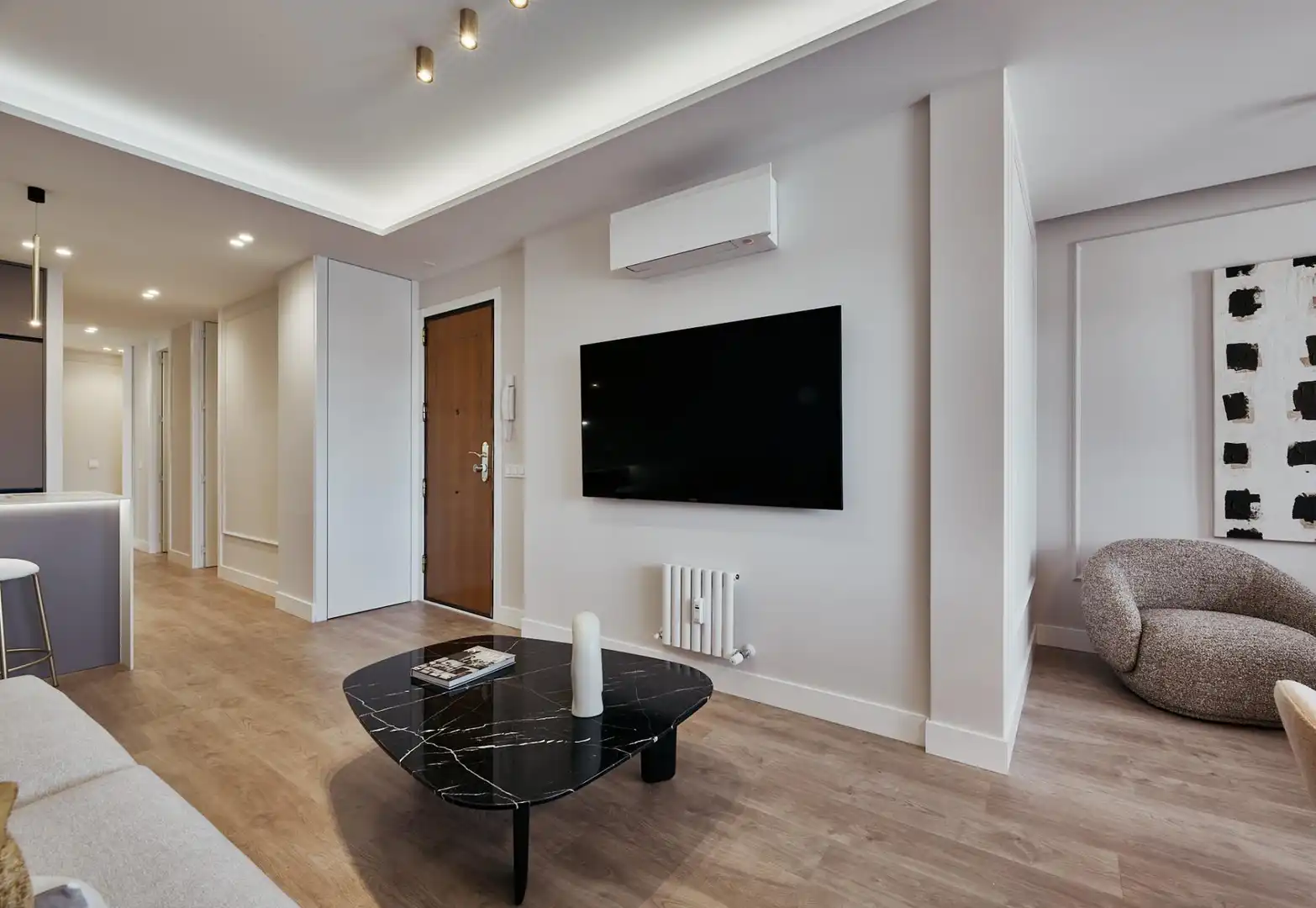 Sala d'estar de Apartament en venda en Madrid amb Calefacció, Terrassa i Moblat
