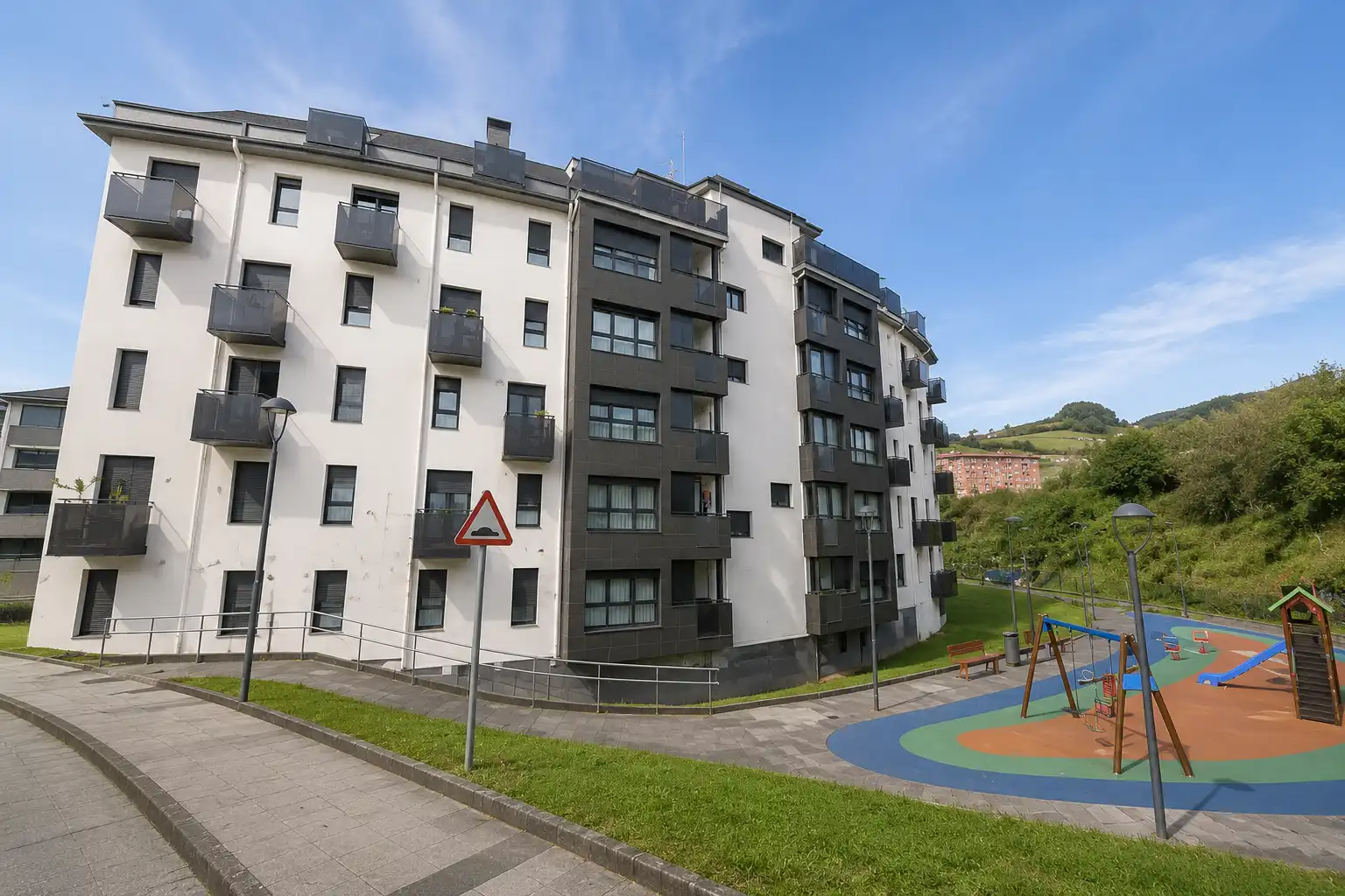 Vista exterior de Piso en venta en Zaldibar