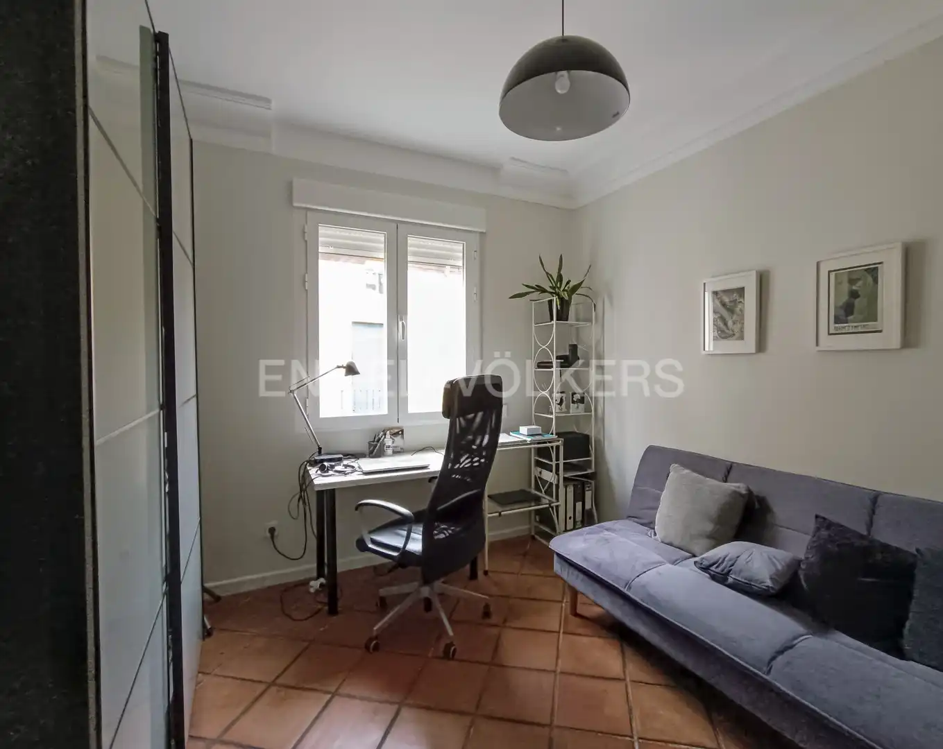 Living room of Flat for rent in Madrid  with Air Conditioner, Heating and Furnished