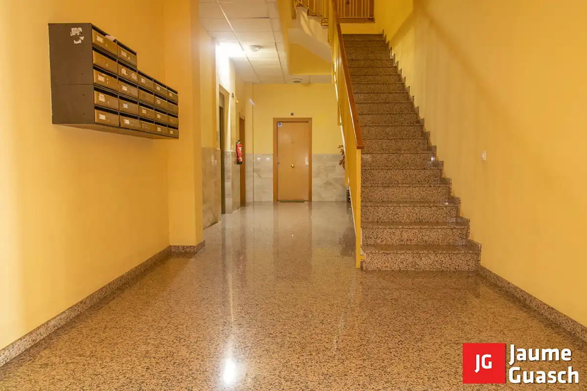 Wohnung zum Verkauf in Torredembarra mit Klimaanlage, Heizung und Balkon