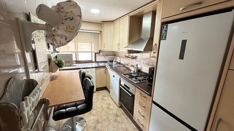 Foto 2 de Piso en venta en Crevillent, Alicante
