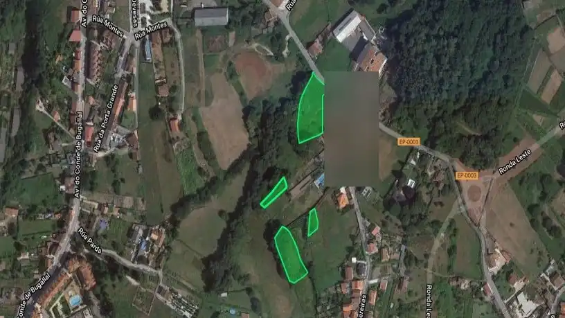 Terreny residencial en venda a A Parda