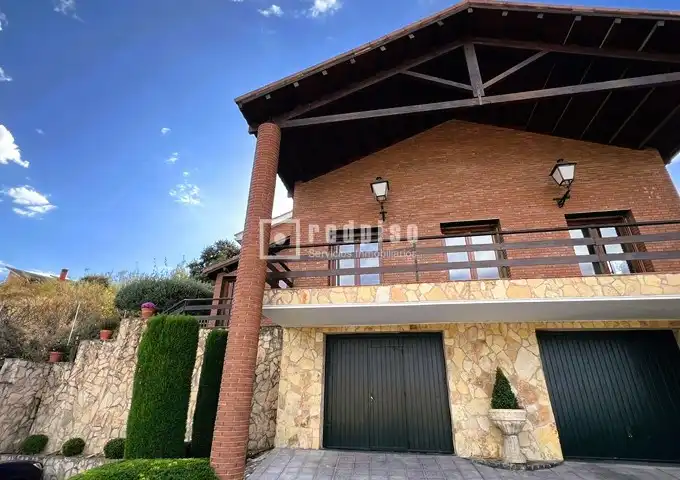 Casa o chalet en venta en El Clavín - Valdeluz