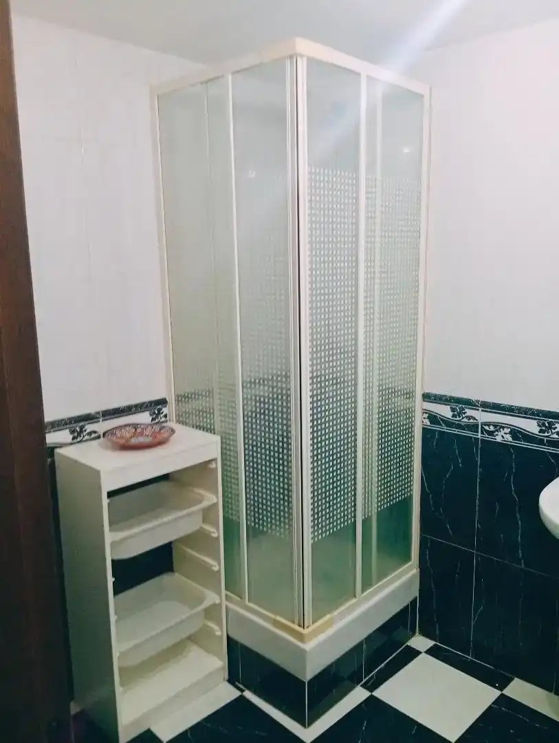 Bathroom of Detached homes for rent in Guaro  with Furnished