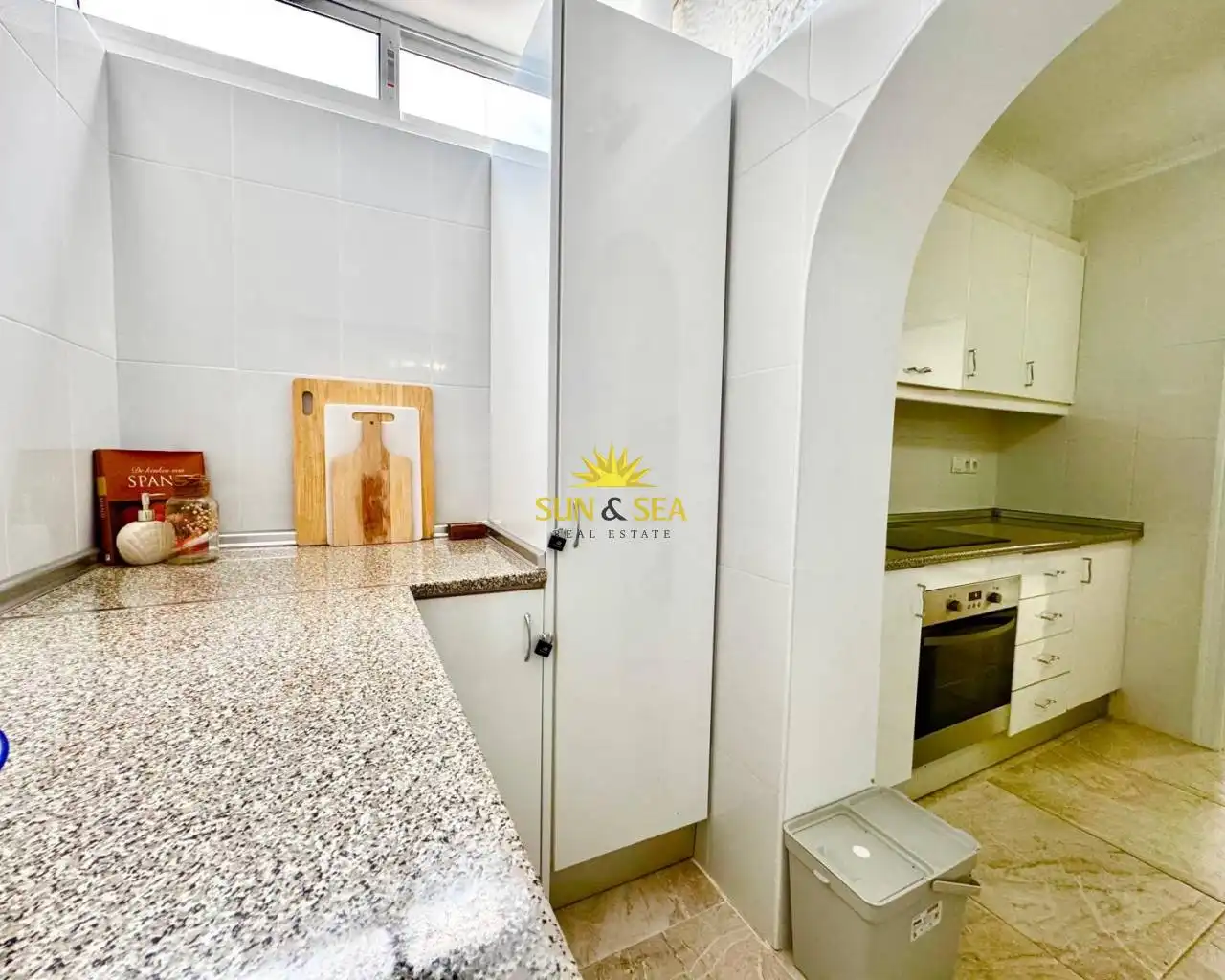 Cocina de Planta baja de alquiler en Orihuela con Aire acondicionado, Calefacción y Terraza