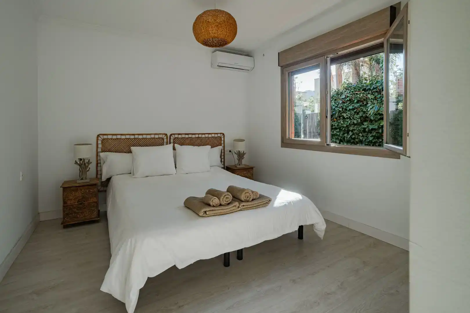 Habitación de Casa o chalet en venta en Torremolinos con Aire acondicionado, Jardín privado y Parquet