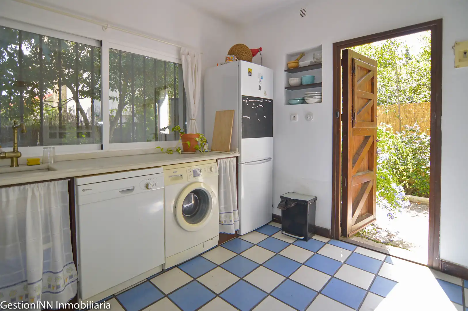 Cocina de Casa o chalet en venta en Las Rozas de Madrid con Calefacción, Jardín privado y Terraza