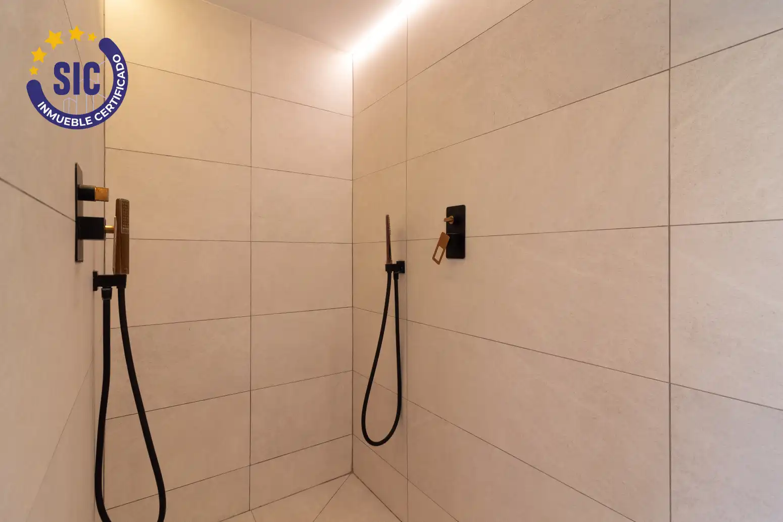 Baño de Casa o chalet en venta en Canet d'En Berenguer con Aire acondicionado, Calefacción y Jardín privado