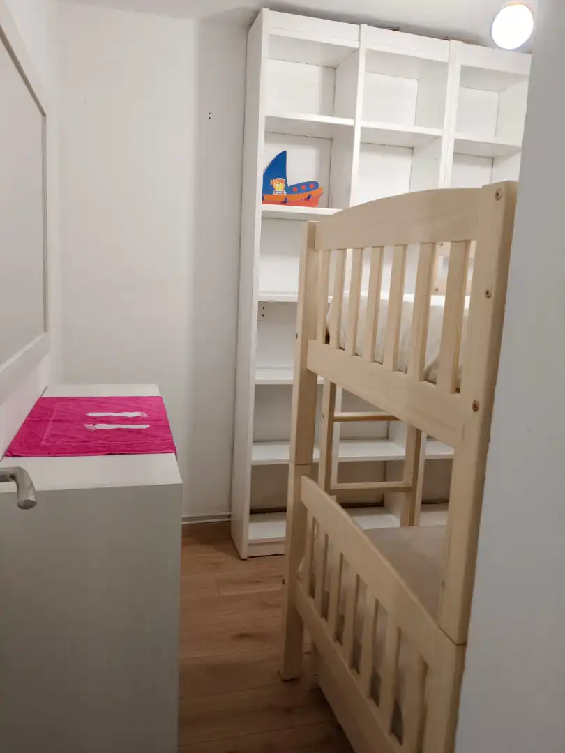 Schlafzimmer von Wohnung zum Verkauf in Lugo mit Möbliert