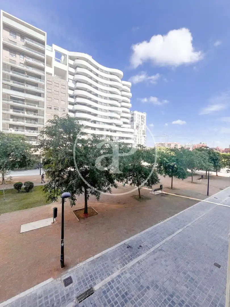 Vista exterior de Piso en venta en Valencia con Aire acondicionado, Calefacción y Jardín privado