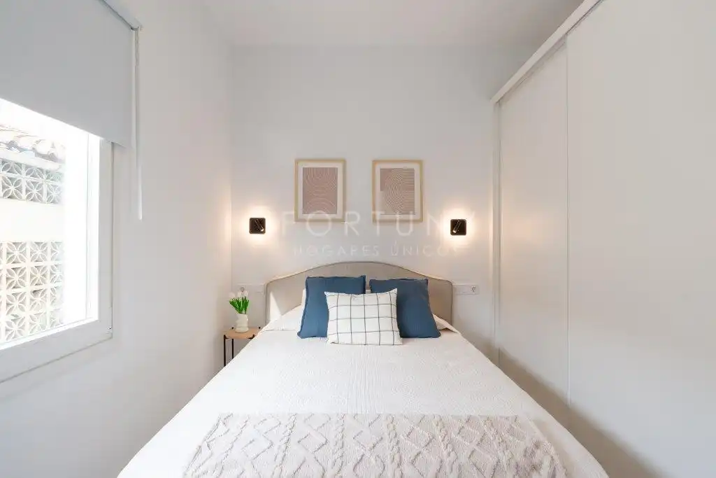 Dormitori de Apartament en venda en Málaga amb Aire condicionat, Moblat i Forn