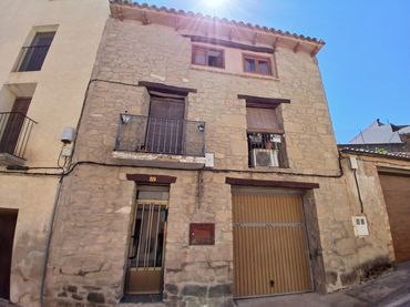 Casa con balcón en venta en Mazaleón